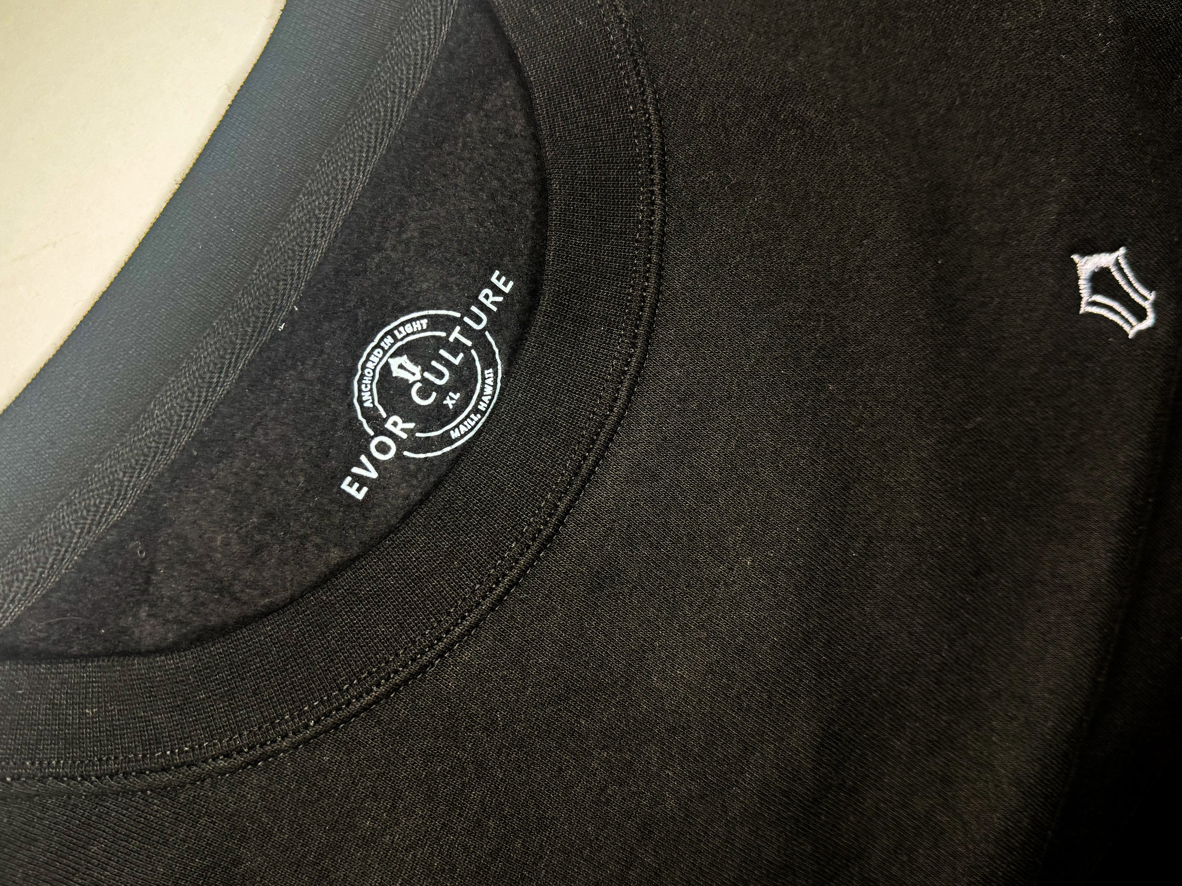 Long sleeve Embroidered Crew